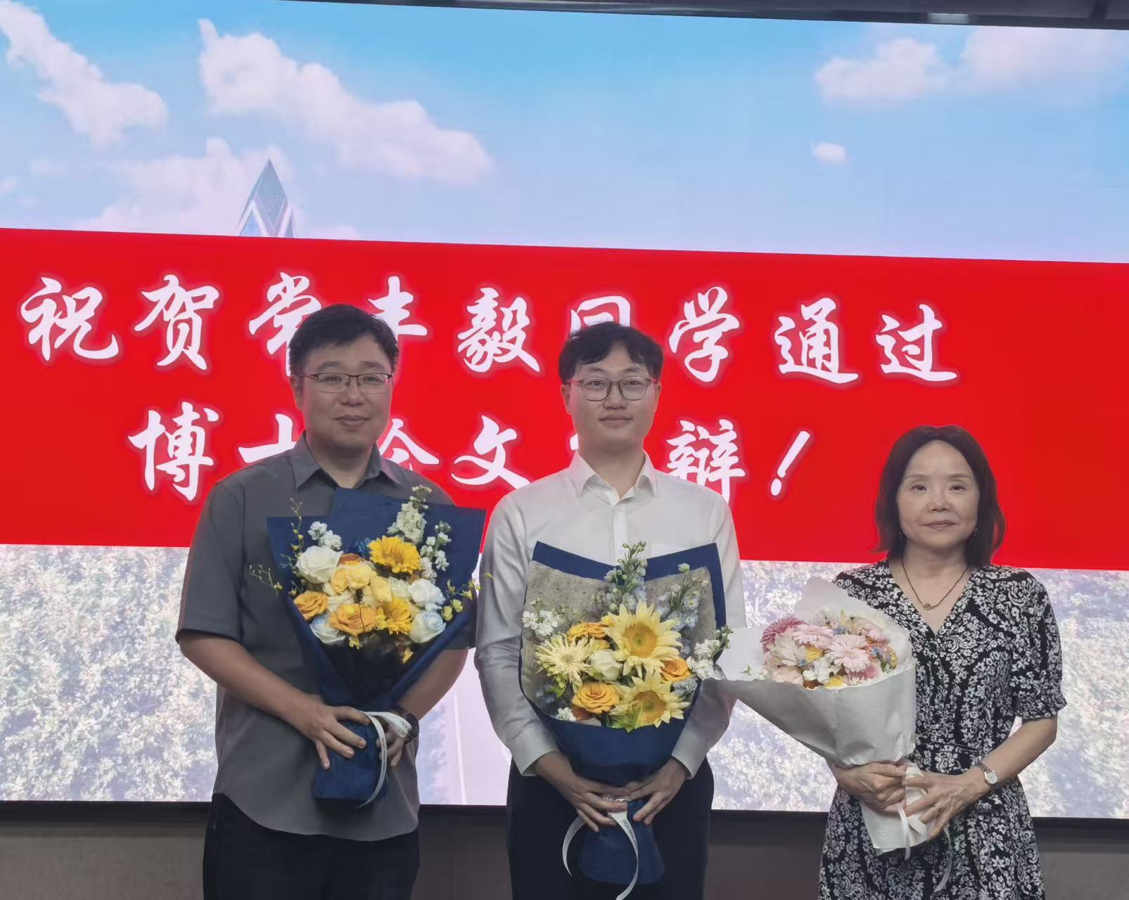 纪念墙照片