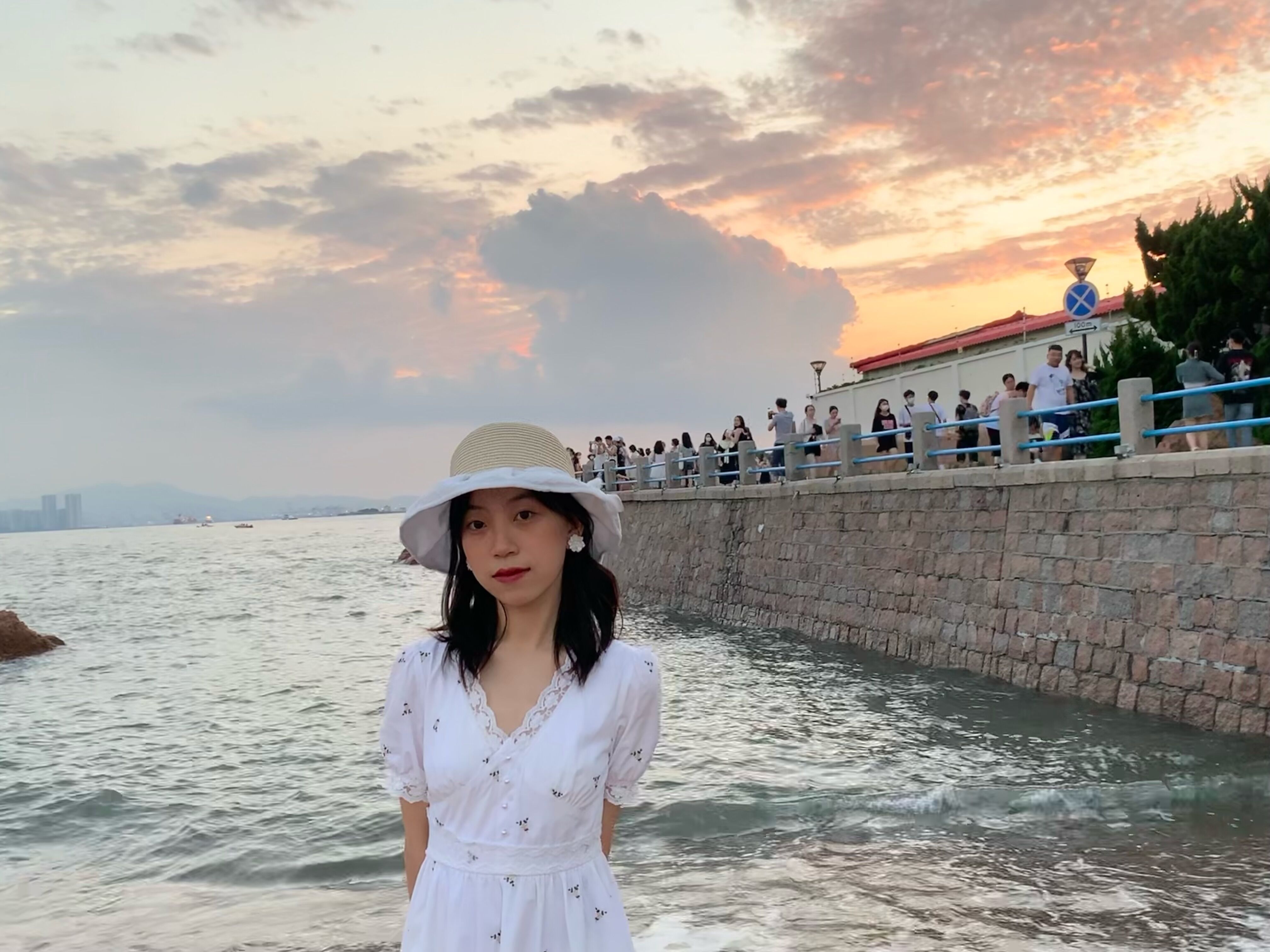 张孜筠